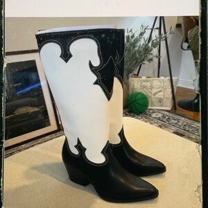 Zodiac Dawson Western Knee High Black & White CowboyBoots NIB Size 9